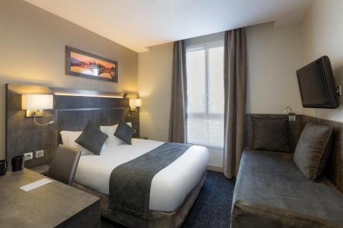 Habitación Doble Superior con sofá cama - No fumadores del hotel Hotel Paris Italie. Foto 1