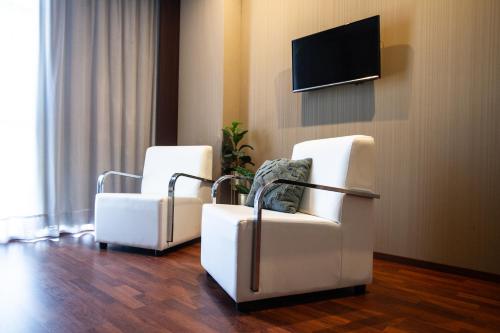 Suite Junior del hotel Azz Valencia Congress and Spa. Foto 5