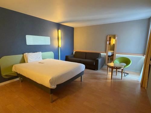 Habitación Doble del hotel Ibis Budget Zurich Airport. Foto 7