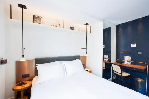 Habitación Doble Superior del hotel Perpetual Elysée Montaigne