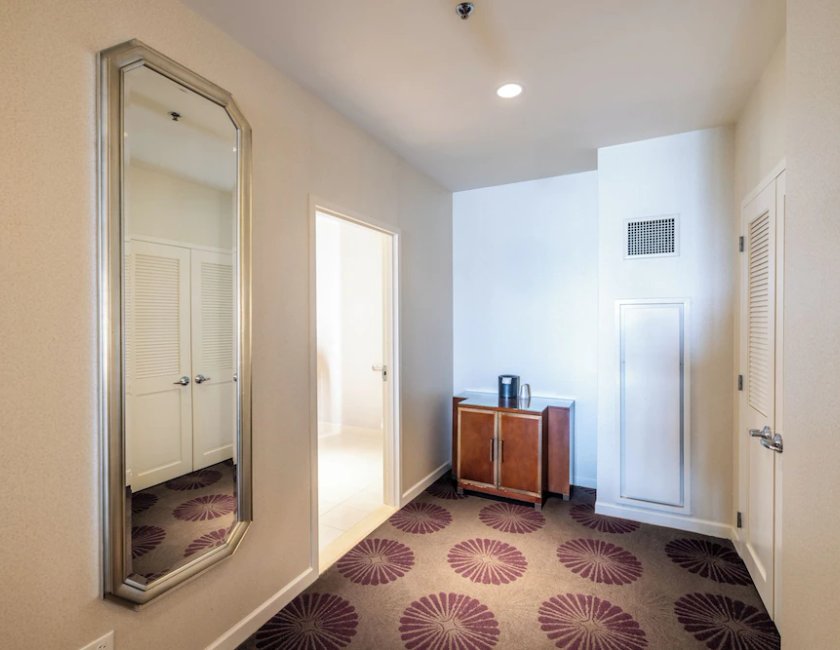 Suite, varias camas, accesible para personas con discapacidad (Saint Clair) del hotel The Chicago Collection - Magnificent Mile. Foto 4