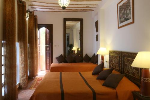 Suite Junior con balcón del hotel Karmela. Foto 11