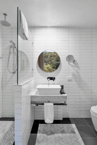 Deluxe King Room with Piccadilly Valley View del hotel Mount Lofty House and Estate Adelaide Hills. Foto 2