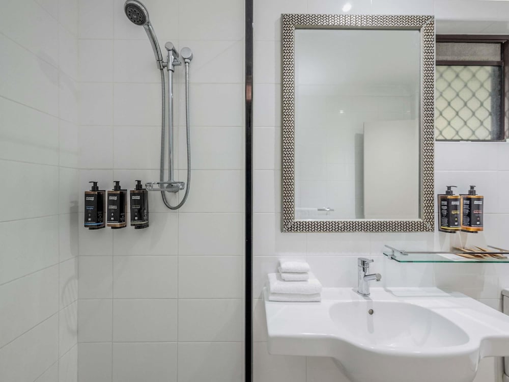 Habitación Deluxe 1 Cama King del hotel Mercure Townsville. Foto 5