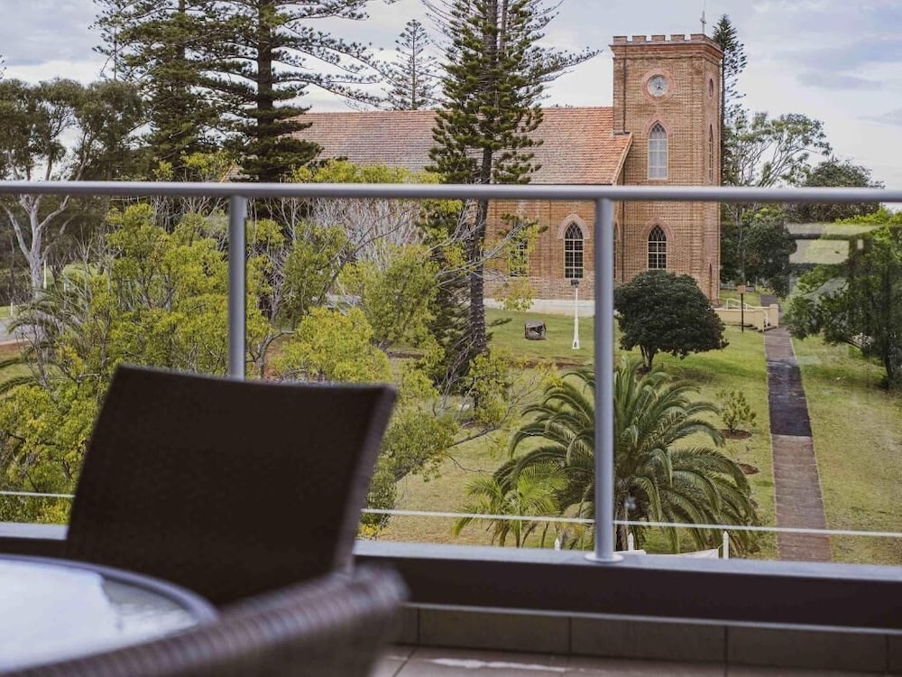 Suite King Familiar con Spa del hotel Mercure Centro Port Macquarie. Foto 3