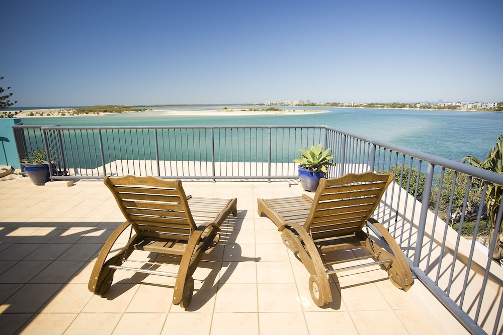 Apartamento de 2 dormitorios con vistas al agua del hotel Breakfree Grand Pacific Resort. Foto 6