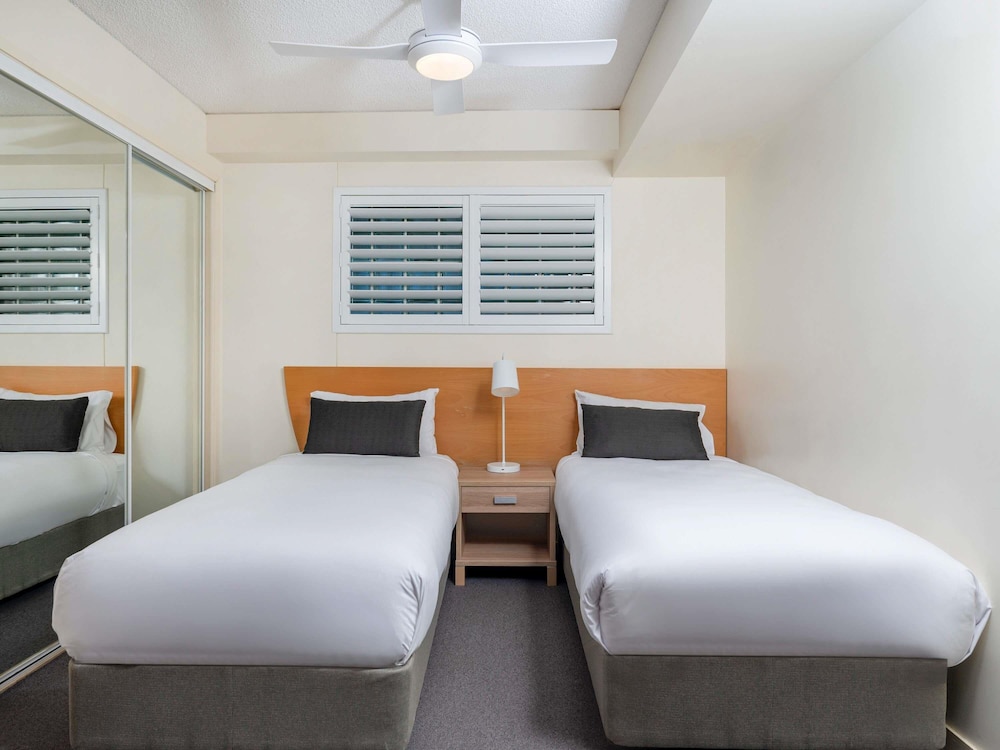 Apartamento de 2 dormitorios en la azotea del hotel Breakfree Grand Pacific Resort. Foto 1