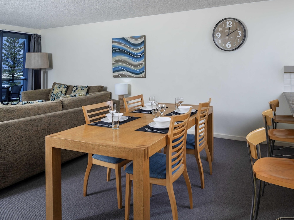 Apartamento de 2 dormitorios en la azotea del hotel Breakfree Grand Pacific Resort. Foto 5