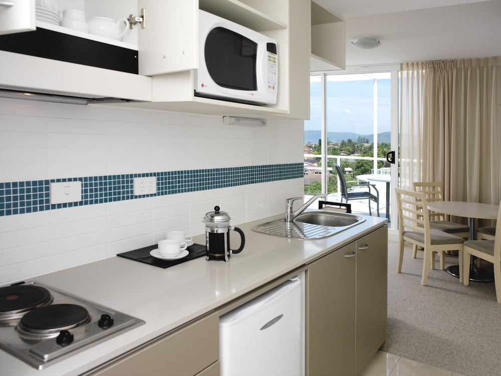 Suite Spa de 1 Dormitorio - Vistas a la Ciudad y al Interior del hotel Mantra Ettalong Beach. Foto 1