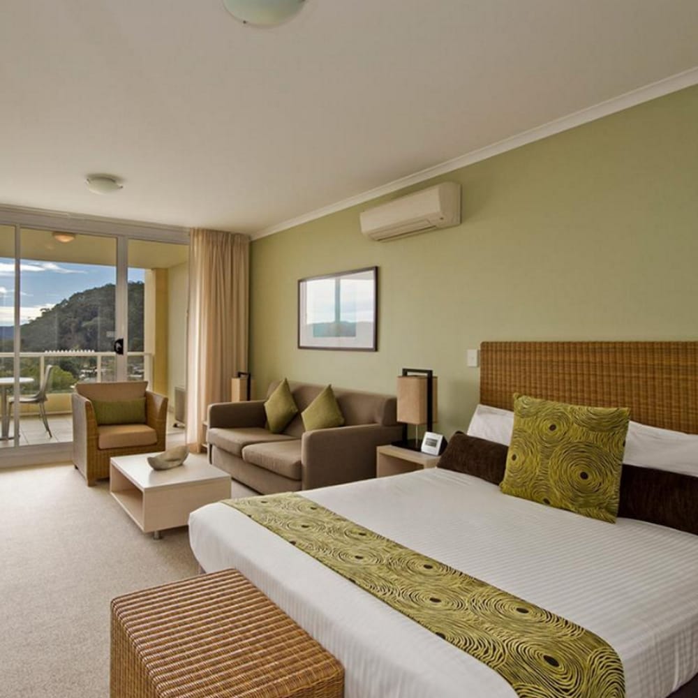 Suite Spa de 1 Dormitorio - Acceso a la Piscina del hotel Mantra Ettalong Beach. Foto 5