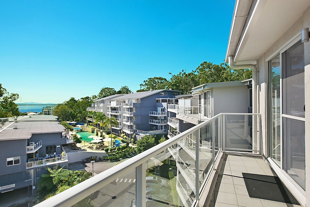 Apartamento de 1 dormitorio con vistas al complejo del hotel Mantra Nelson Bay. Foto 6