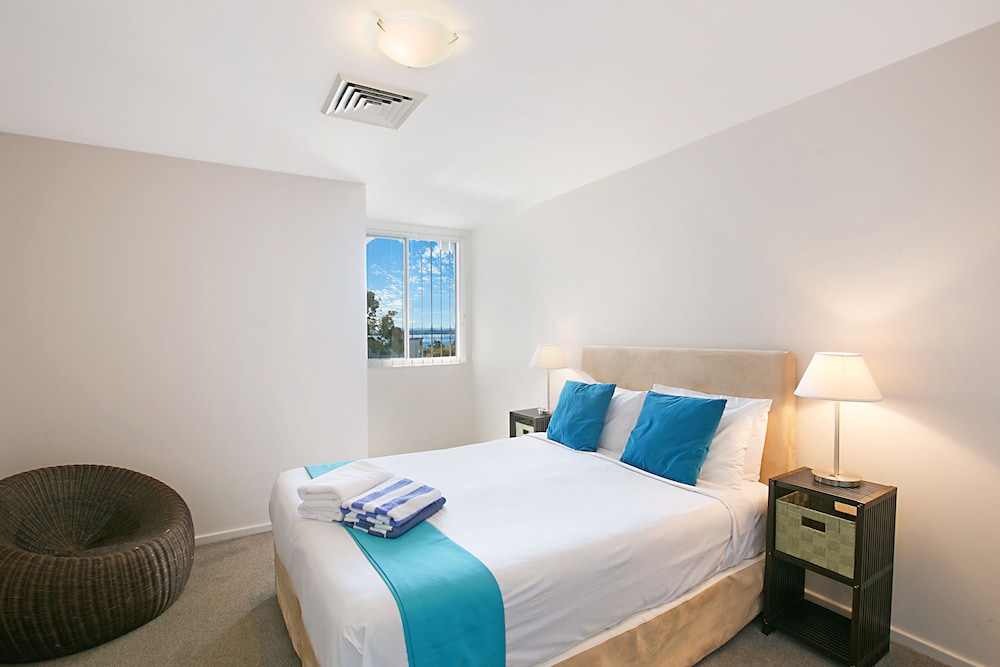 Apartamento de 2 dormitorios y 2 baños con vistas al complejo del hotel Mantra Nelson Bay. Foto 1