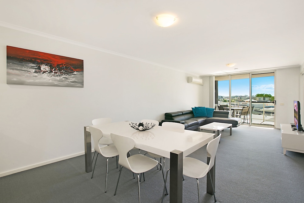 Apartamento de 2 dormitorios y 2 baños con vistas al complejo del hotel Mantra Nelson Bay. Foto 8