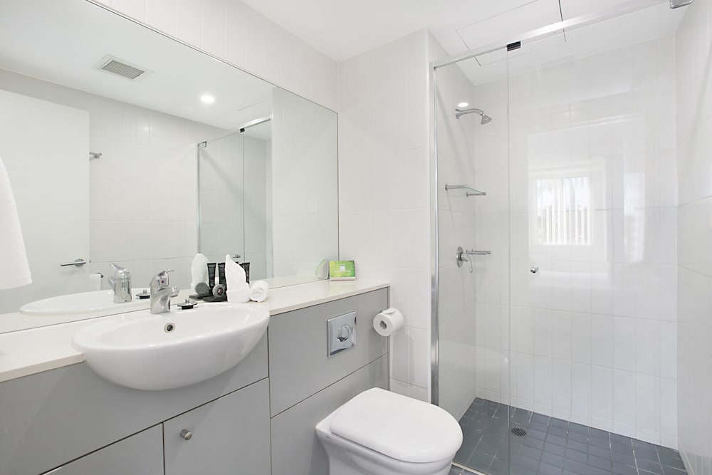 Apartamento de 2 dormitorios y 2 baños con vistas al complejo del hotel Mantra Nelson Bay. Foto 10