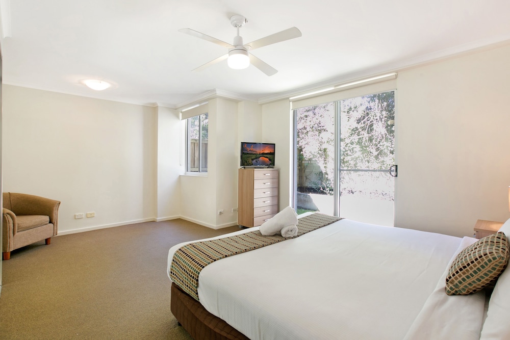 Apartamento de 3 dormitorios y 2 baños con vistas al complejo del hotel Mantra Nelson Bay. Foto 4