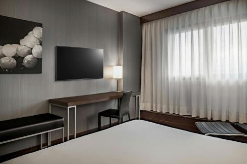 Habitación Estándar - 1 cama grande del hotel Ac Porto By Marriott. Foto 1