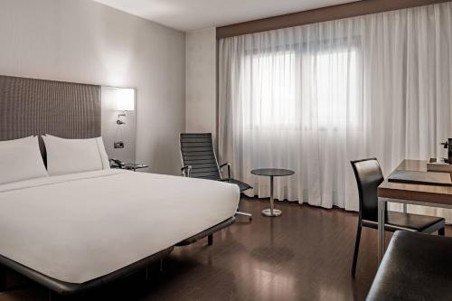 Habitación Estándar Plus con cama grande del hotel Ac Porto By Marriott