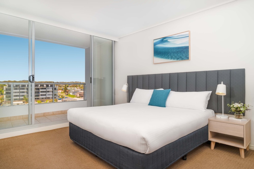 Apartamento de 3 Dormitorios con Vistas al Océano del hotel Mantra The Observatory. Foto 2