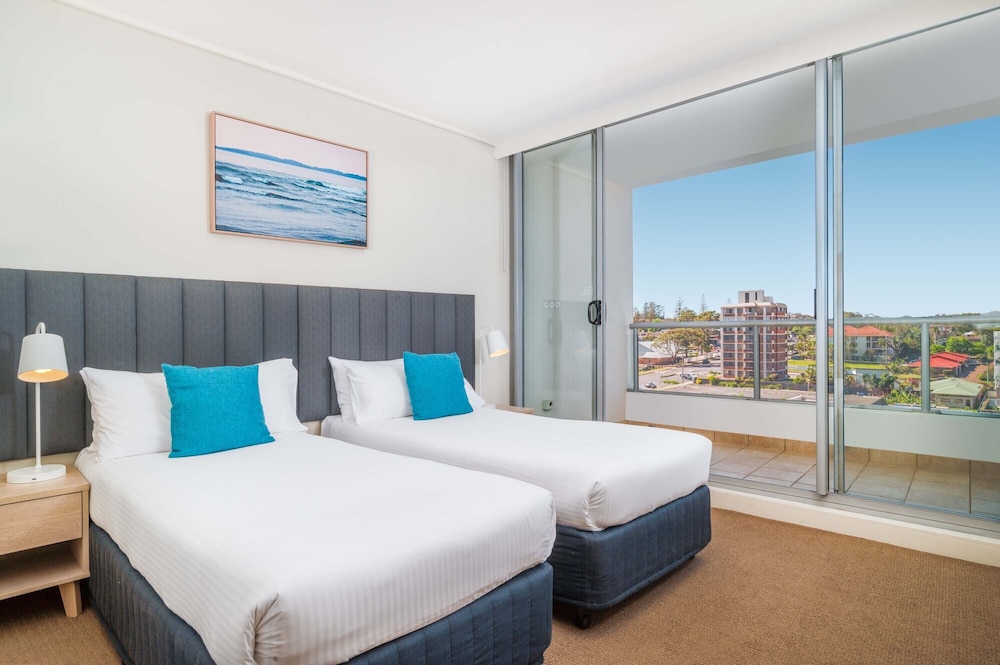 Apartamento de 2 Dormitorios con Vistas al Océano del hotel Mantra The Observatory. Foto 1