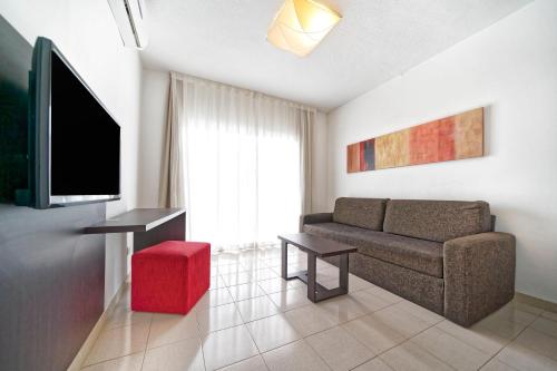 Apartamento Estándar de 1 dormitorio del hotel BLUESEA Bahía Fañabé & Villas. Foto 1
