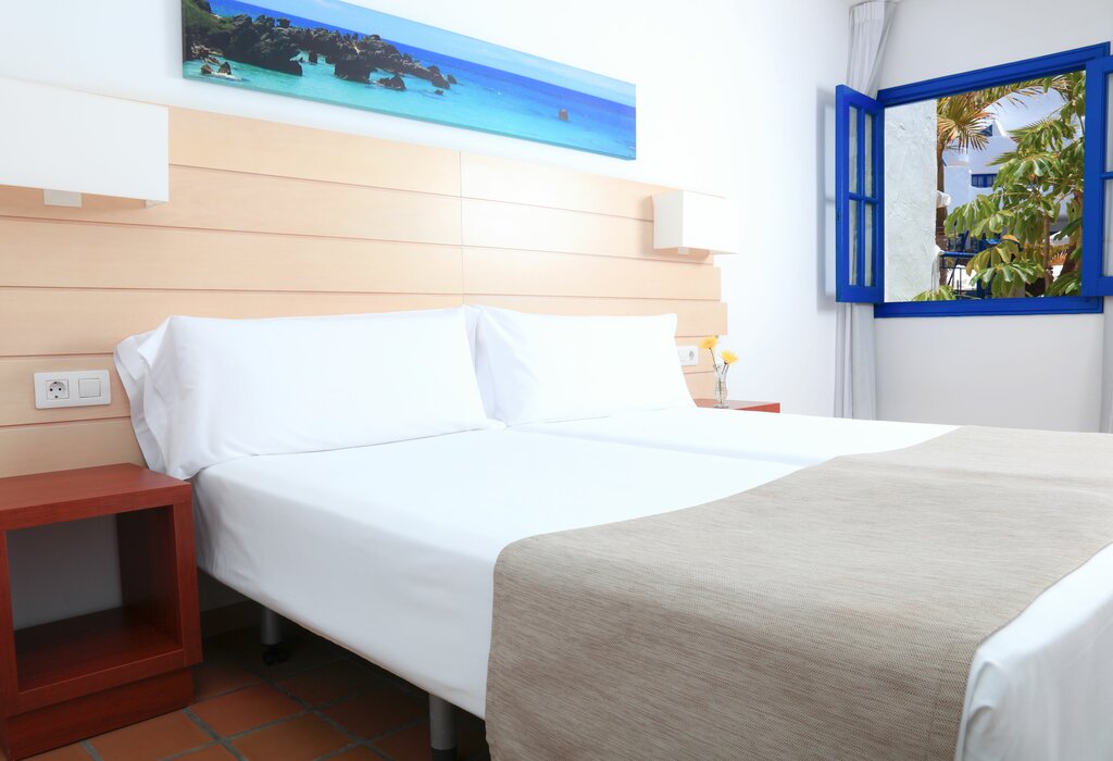 Suite 1 habitación del hotel Labranda Bahía Fañabe and Villas – All Inclusive. Foto 1