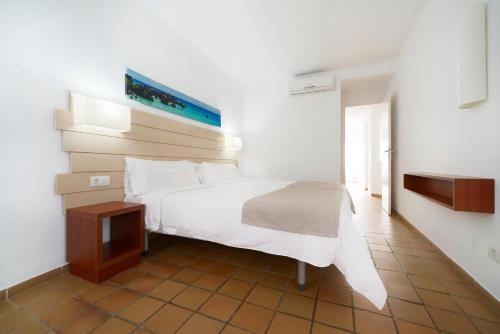 Apartamento de 1 dormitorio con terraza del hotel BLUESEA Bahía Fañabé & Villas. Foto 2