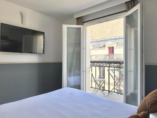 Habitación doble con balcón del hotel Appia La Fayette. Foto 4
