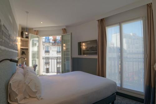 Habitación Doble Deluxe con Balcón del hotel Appia La Fayette. Foto 1