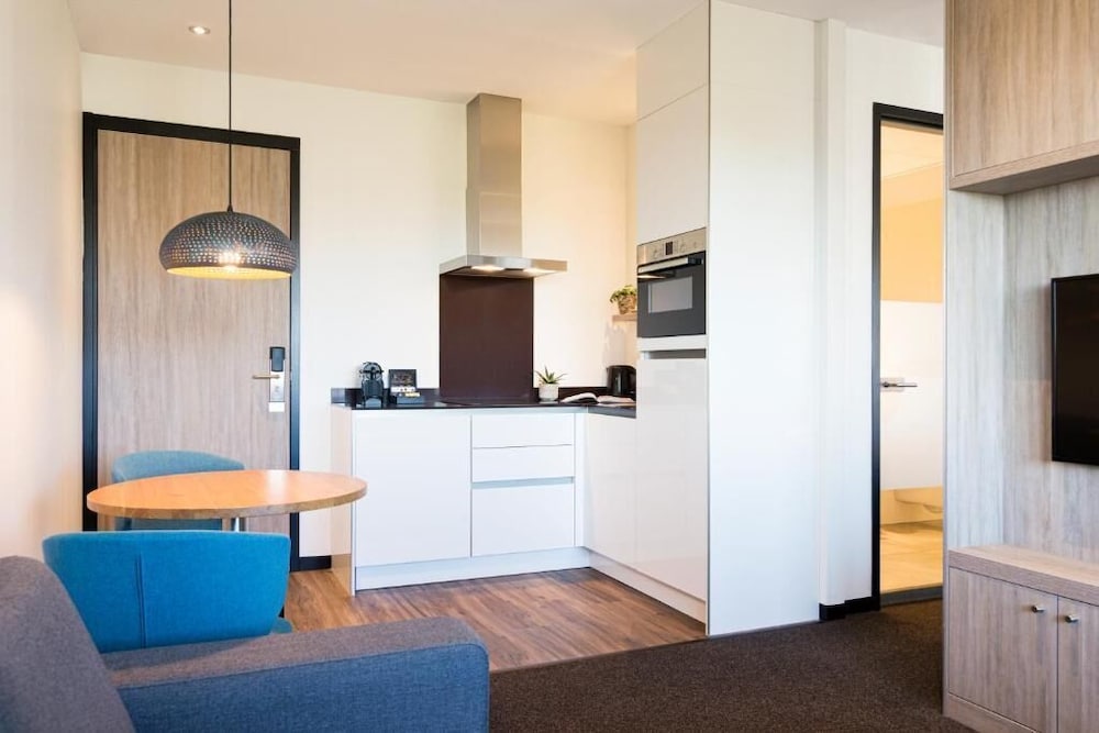 Apartamento Superior de 2 dormitorios con terraza del hotel Adagio Amsterdam City South. Foto 9