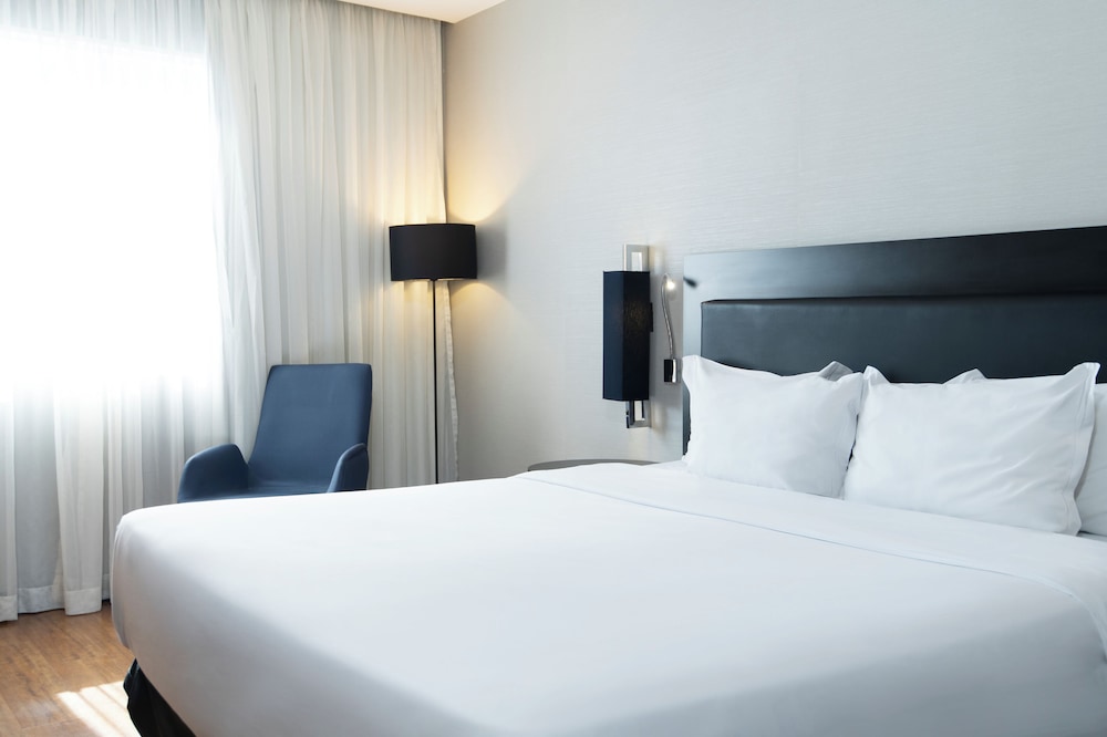 Habitación ejecutiva con 1 cama queen - size del hotel Grand Mercure São Paulo Vila Olímpia. Foto 4