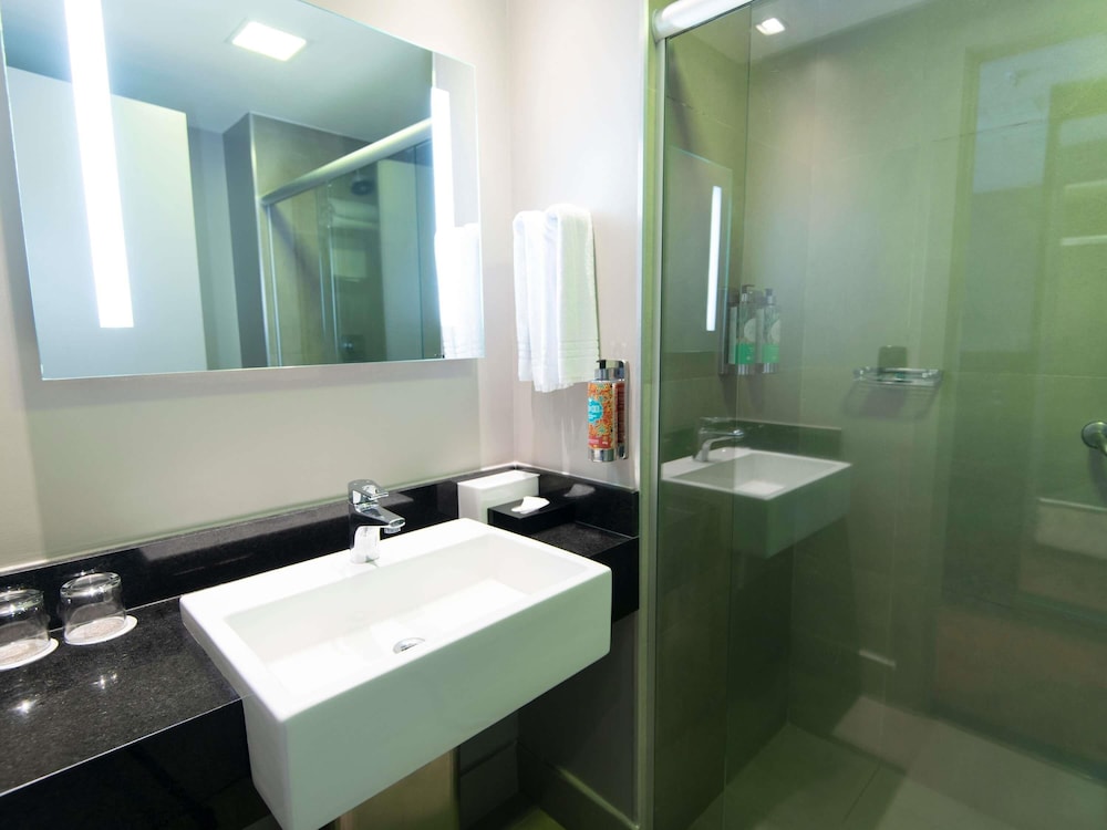 Habitación ejecutiva con 1 cama queen - size del hotel Grand Mercure São Paulo Vila Olímpia. Foto 18
