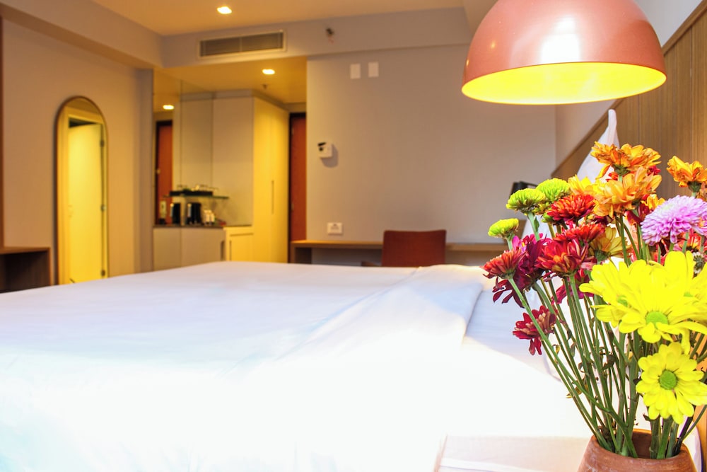 HABITACIÓN DELUXE con 1 cama doble king - size del hotel Grand Mercure São Paulo Vila Olímpia. Foto 1