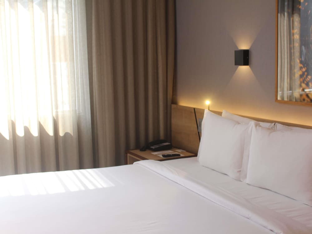 HABITACIÓN EJECUTIVA PREMIUM, 1 cama queen - size del hotel Grand Mercure São Paulo Vila Olímpia. Foto 27