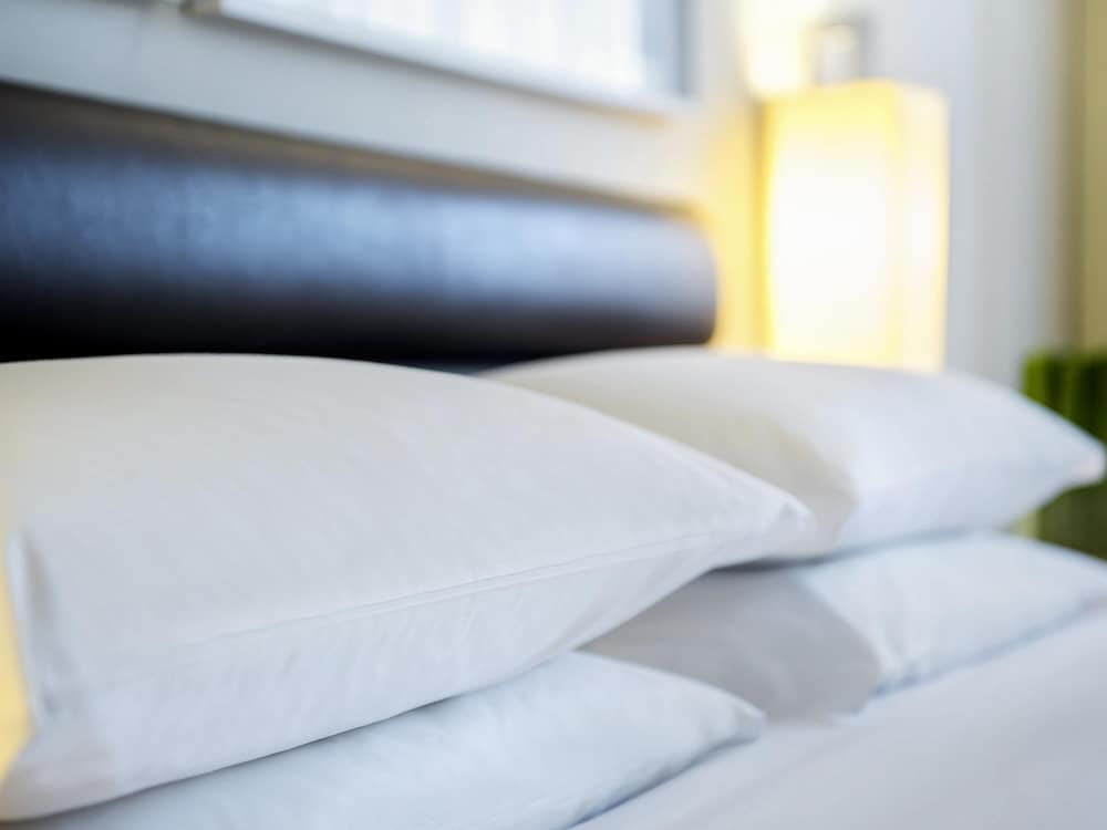 HABITACIÓN SUPERIOR ADAPTADA con 1 cama queen - size y 1 cama individual del hotel Grand Mercure São Paulo Vila Olímpia
