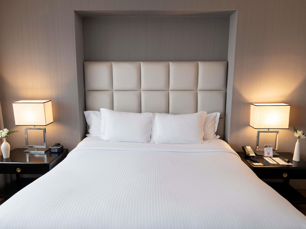 Habitación Deluxe, 1 cama de matrimonio grande, bañera del hotel Pullman São Paulo Vila Olímpia. Foto 1