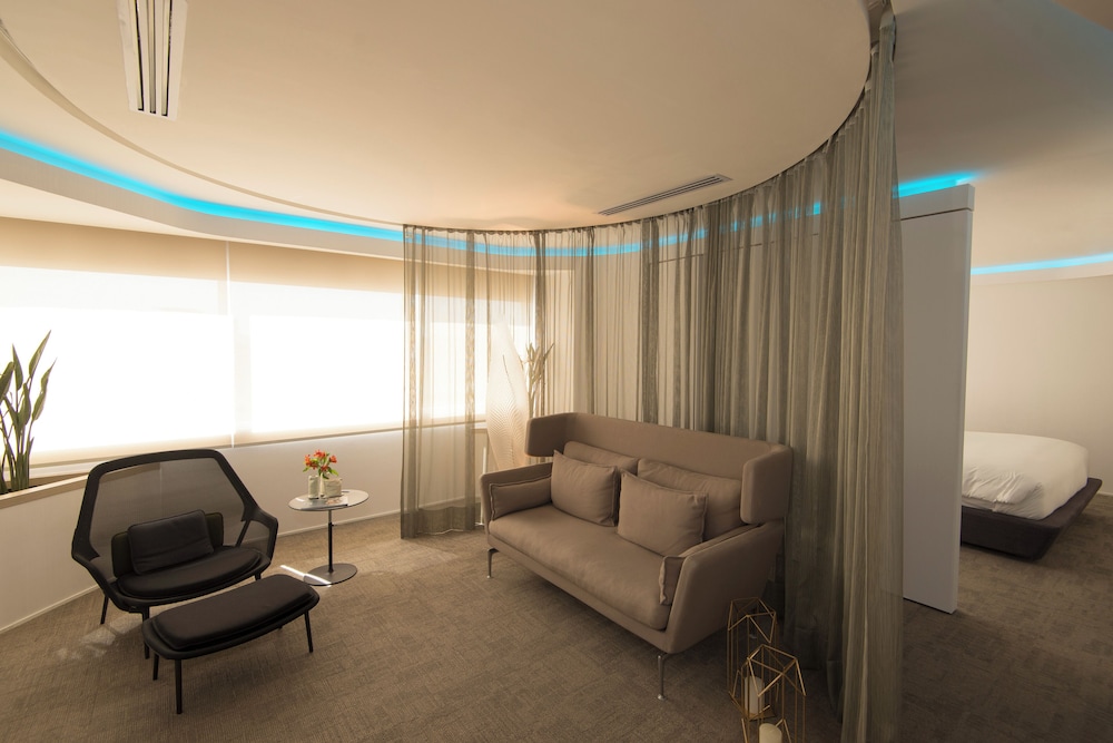 Habitación Deluxe, 1 cama de matrimonio grande, bañera del hotel Pullman São Paulo Vila Olímpia. Foto 5