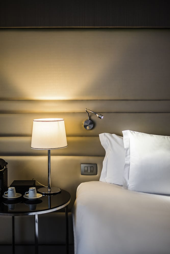 Habitación superior, 1 cama de matrimonio, bañera del hotel Pullman São Paulo Vila Olímpia. Foto 1
