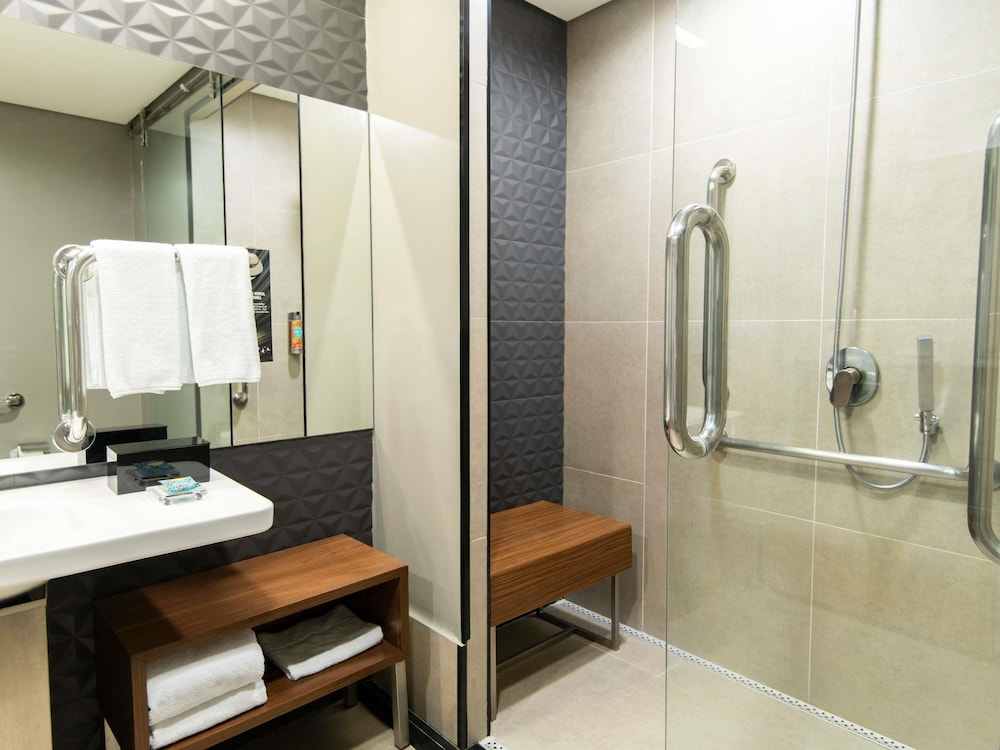 Habitación ejecutiva, 1 cama de matrimonio, accesible para personas con discapacidad (Accessible) del hotel Pullman São Paulo Vila Olímpia. Foto 13