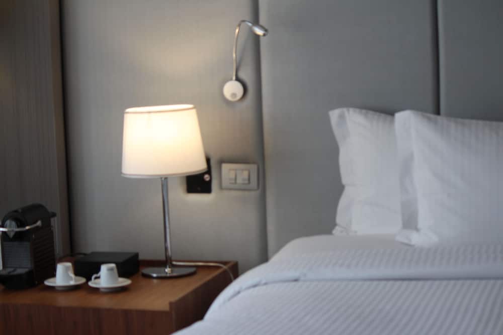 Habitación Deluxe, 1 cama de matrimonio, bañera del hotel Pullman São Paulo Vila Olímpia. Foto 5
