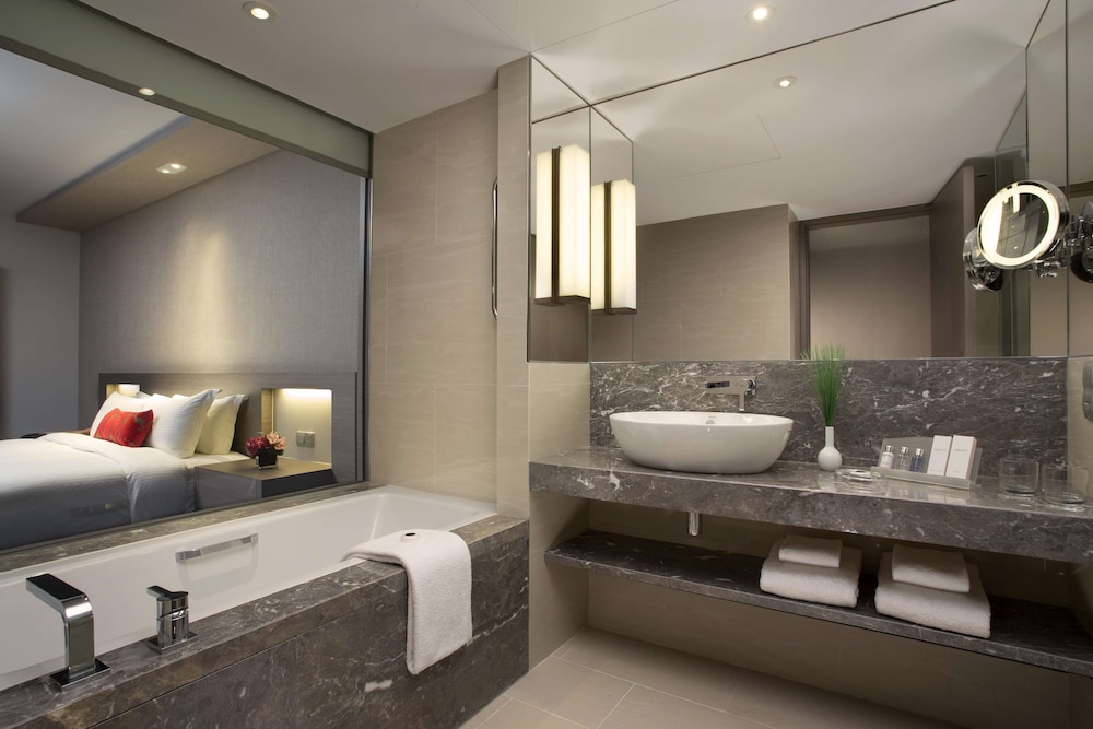 Habitación ejecutiva del hotel Carlton Hotel Singapore. Foto 4