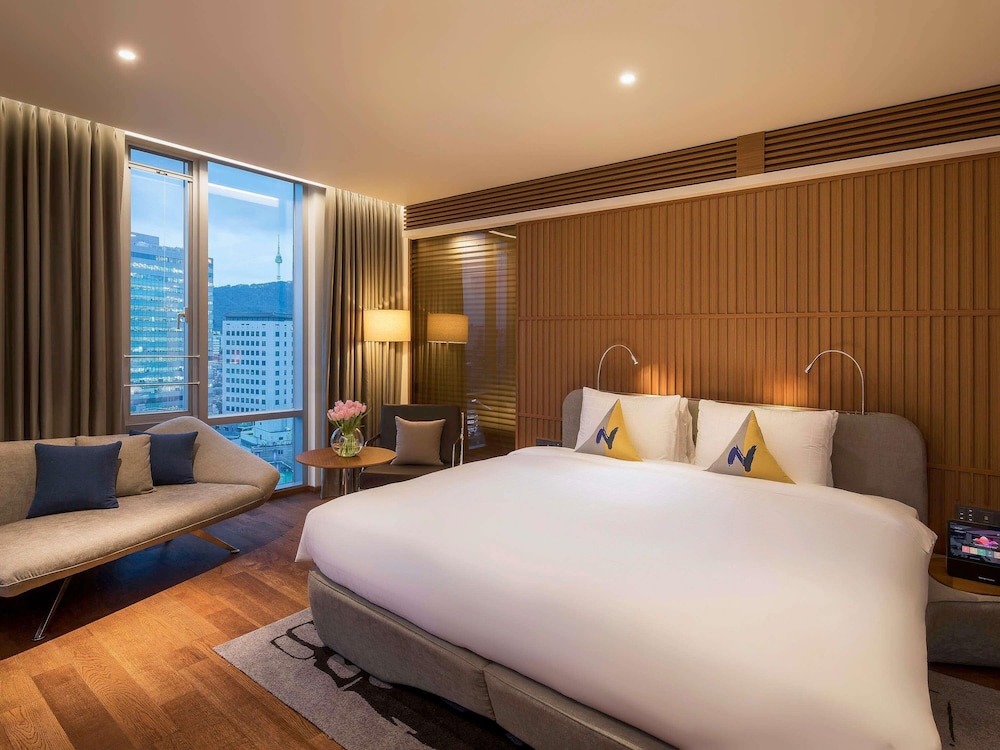 Suite Premier - 1 cama doble del hotel Novotel Ambassador Seoul Dongdaemun Hotels and Residences