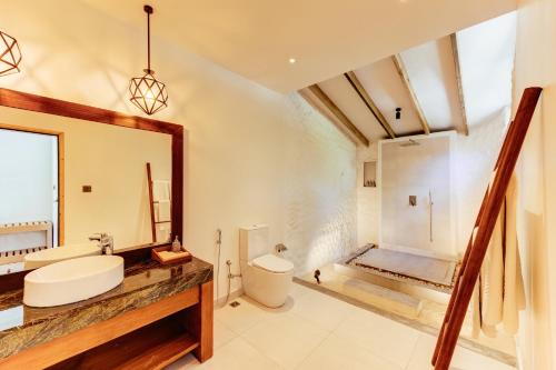 Bungalow de Playa - Traslados de ida y vuelta gratuitos en lancha rápida para estancias de 7 noches o más, o 50% de descuento en traslados en lancha rápida para estancias de menos de 7 noches (máx. 2 huéspedes). Reserva: 24 feb – 31 oct 2026 | Estanc del hotel Cinnamon Dhonveli Maldives. Foto 7