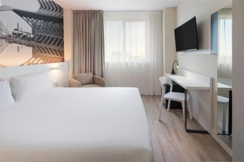 Habitación Doble del hotel B and B Valencia Ciudad de las Ciencias. Foto 5