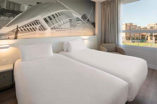 Habitación Doble - 2 camas del hotel B and B Valencia Ciudad de las Ciencias. Foto 4