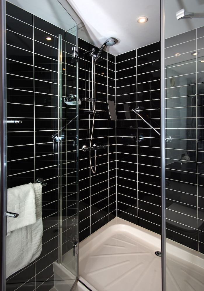 Habitación, 1 cama doble, accesible para personas con discapacidad del hotel Holiday Inn Express London - Wimbledon South, An Ihg