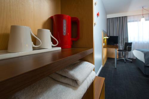Habitación Doble con desayuno caliente gratuito - Adaptada para personas de movilidad reducida del hotel Holiday Inn Express Stevenage, An Ihg. Foto 1