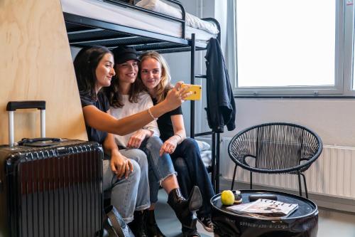 Litera en habitación compartida - Solo mujeres del hotel Via Amsterdam. Foto 3