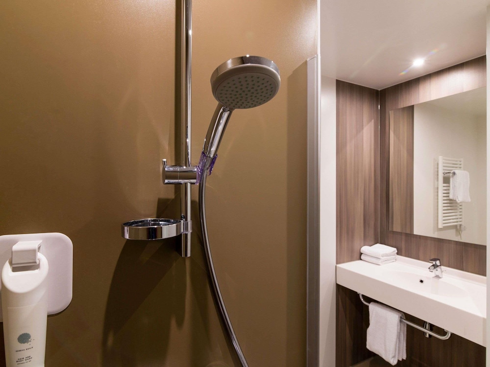 Habitación Acogedora del hotel Ibis Styles Haarlem City. Foto 7