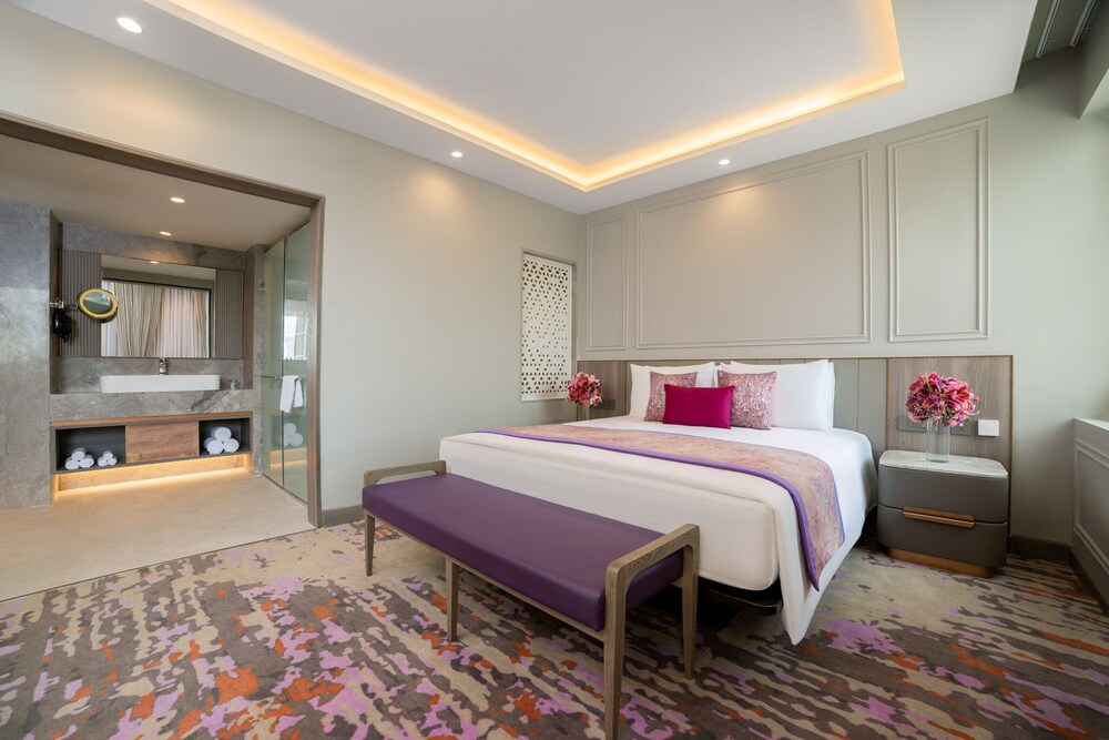 Suite Premium del hotel Vivanta Ahmedabad Sg Highway. Foto 2