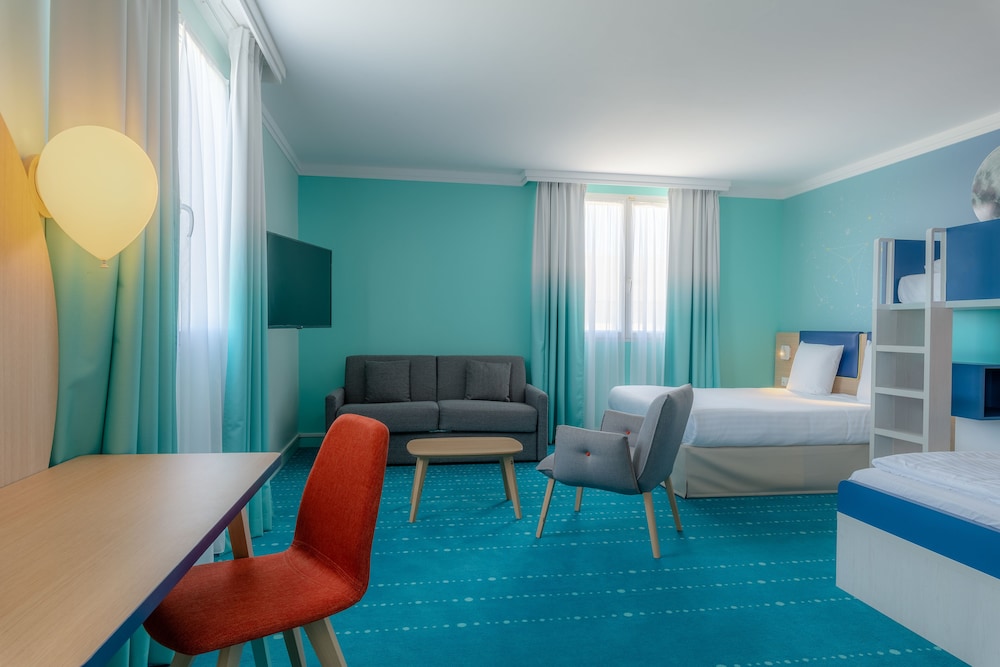 Suite Familiar del hotel Grand Magic Hotel Marne La Vallée